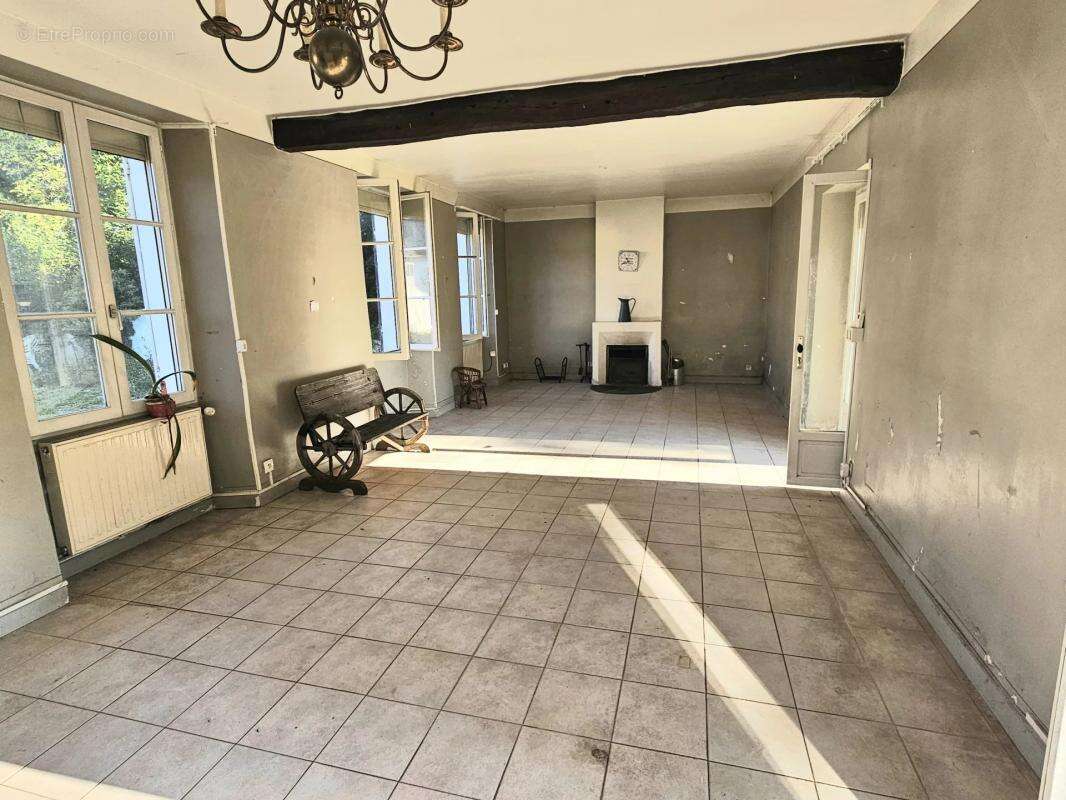 Maison à FONTAINEBLEAU