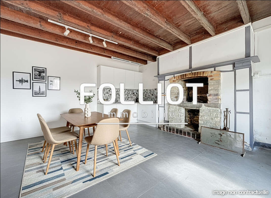 Maison à SAINT-SAMSON-DE-BONFOSSE