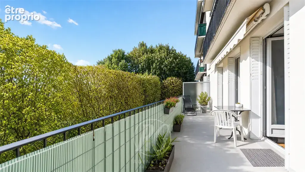 Appartement à LA CELLE-SAINT-CLOUD