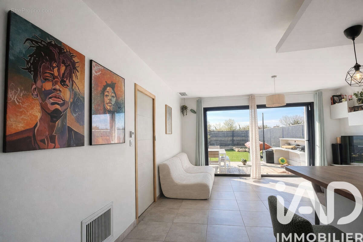 Photo 9 - Maison à PEZILLA-LA-RIVIERE