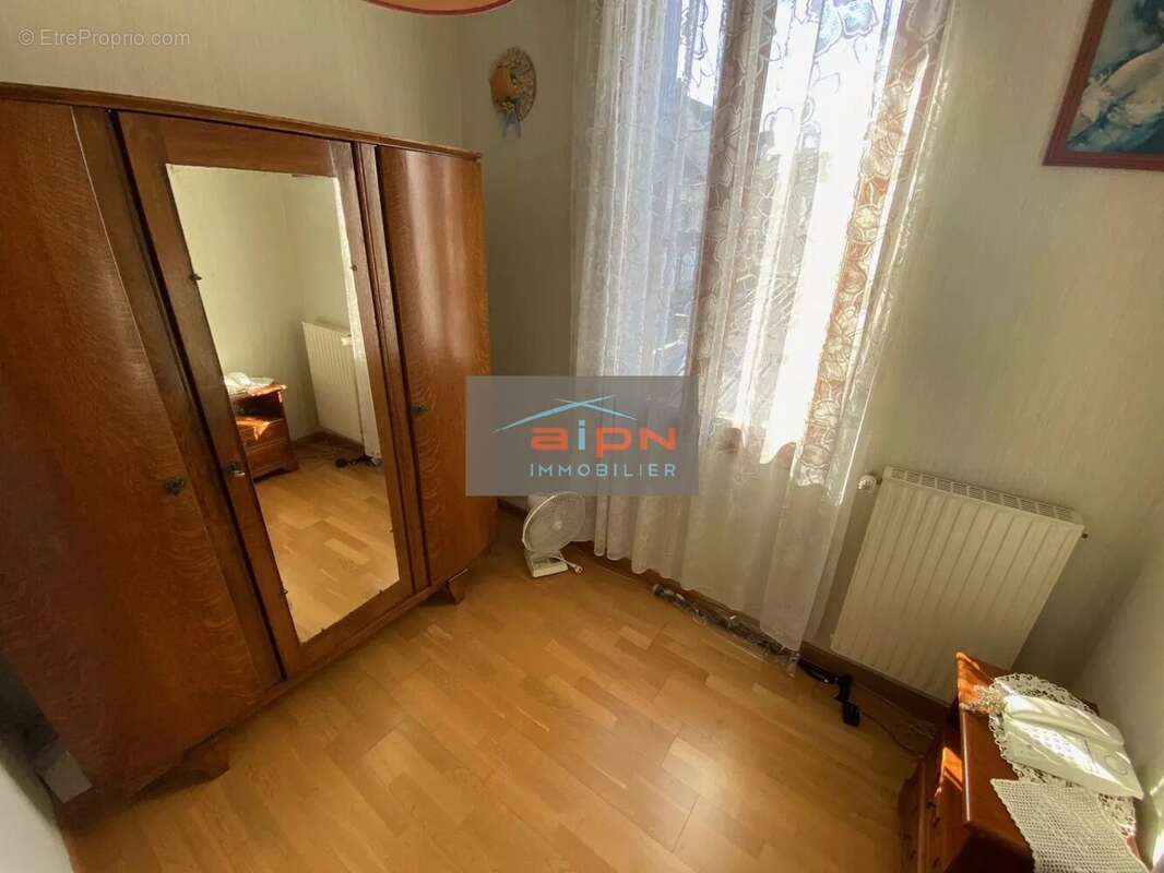 Maison à SAINT-ETIENNE-DU-ROUVRAY