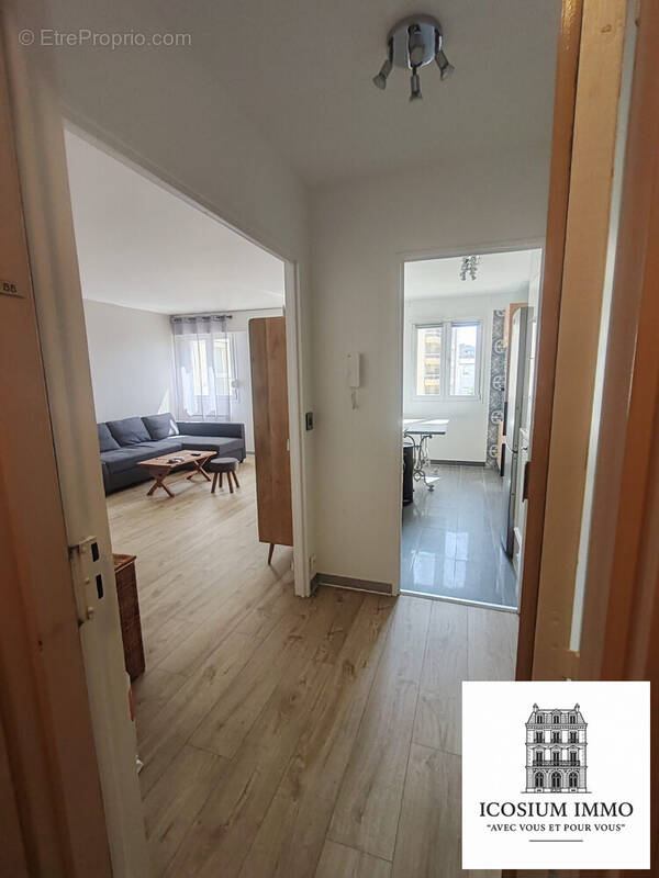 Appartement à CHARENTON-LE-PONT