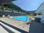 Maison à LA COMBE-DE-LANCEY