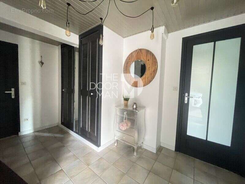 Maison 52000 - photo 22