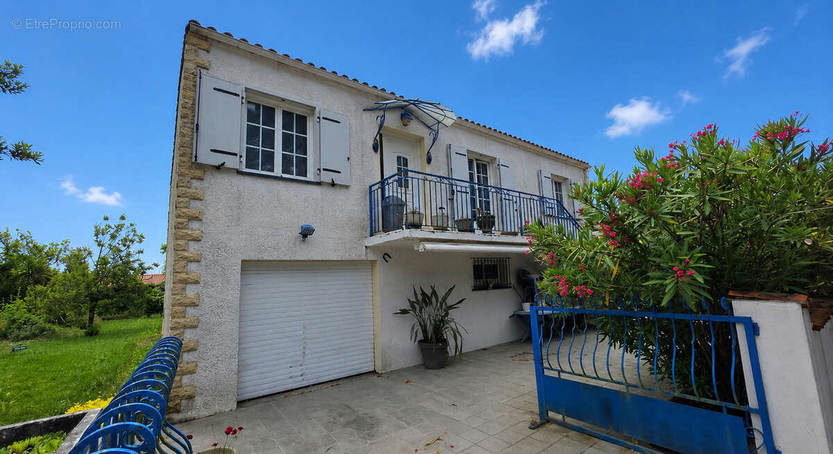 Maison à SAINT-SULPICE-DE-ROYAN