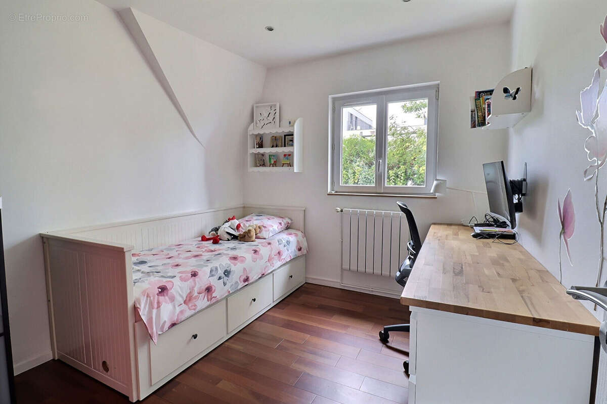 Maison à VITRY-SUR-SEINE