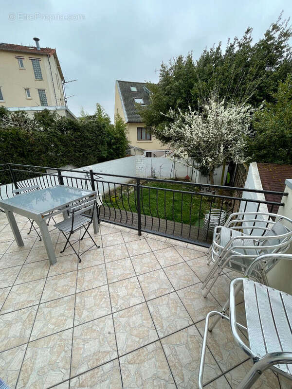 Maison à LES PAVILLONS-SOUS-BOIS