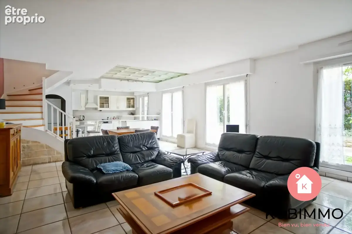 Appartement 5 pièces 104 m² à vendre à Champs-Sur-Marne (77420) - photo 3