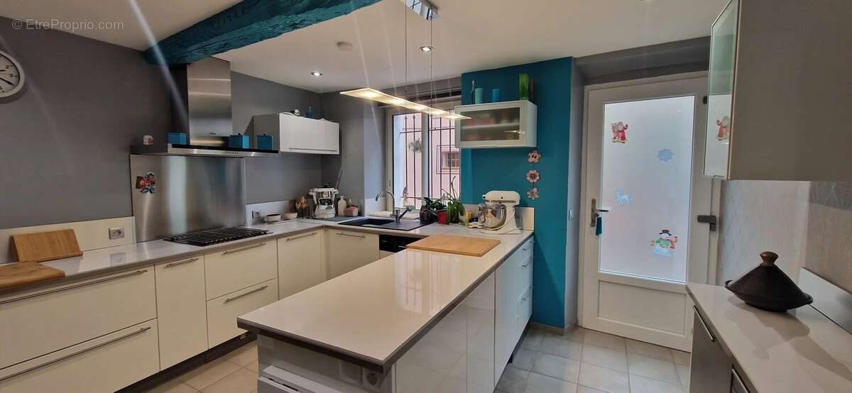 Maison à SAINT-CEZAIRE-SUR-SIAGNE