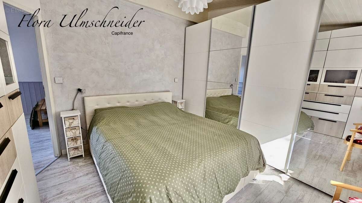 Maison lumineuse d'env. 137 m² avec vue exceptionnelle à vendre à CHINDRIEUX (73). Dépendances, terrain, proche lac du Bourget.  - photo 11