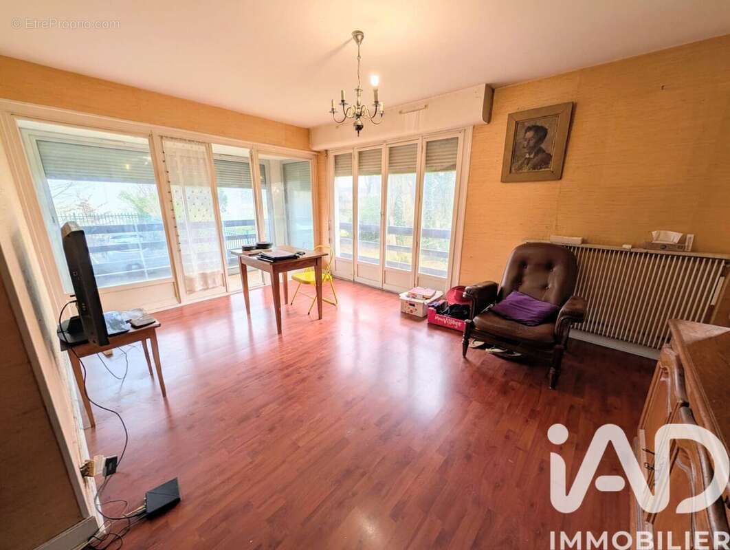 Photo 2 - Appartement à EZANVILLE