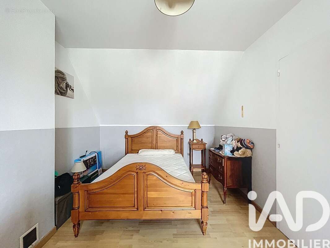 Maison 111 m² à Saint-Grave  - photo 8