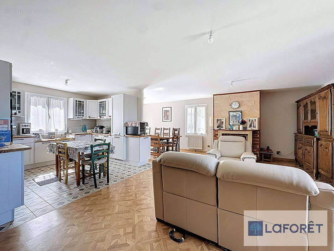 Maison à SAINT-GERMAIN-DE-LA-GRANGE