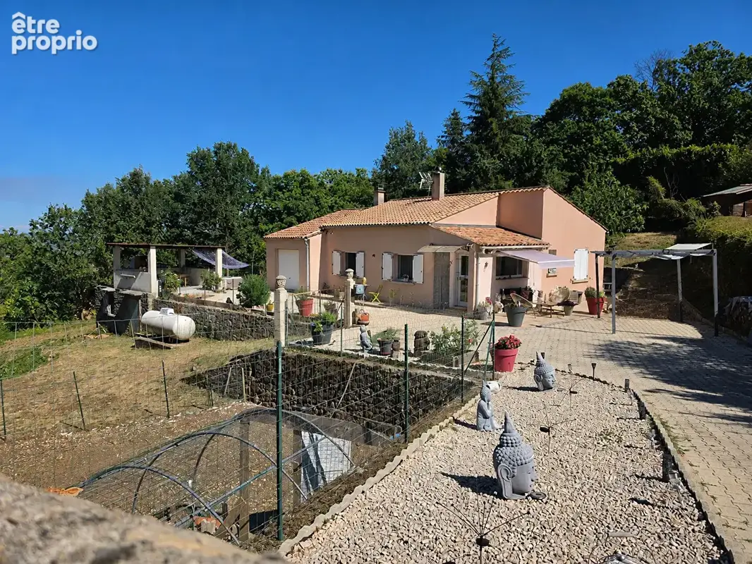 Maison à COURRY