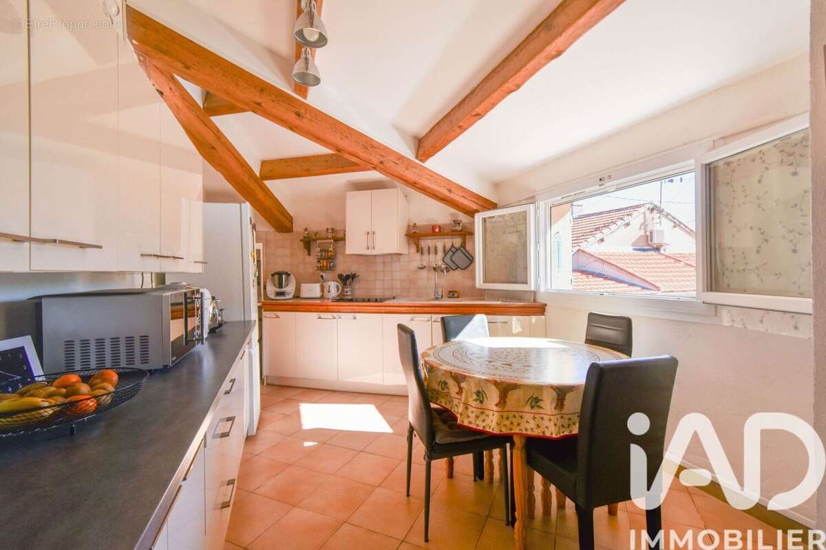 Photo 4 - Maison à GREASQUE