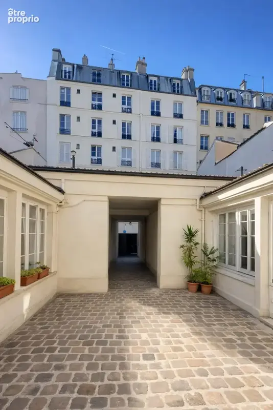 cour immeuble