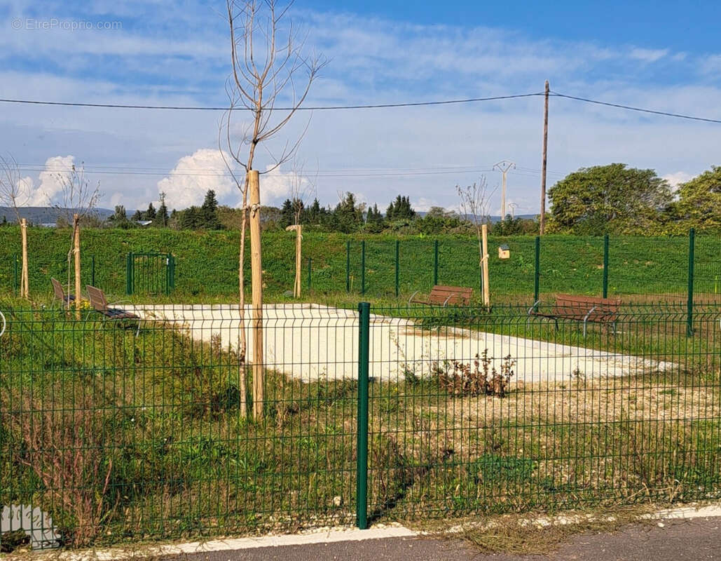 Terrain à PIERRELATTE