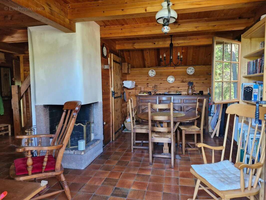 Maison 50 m² à Seyne  - photo 7