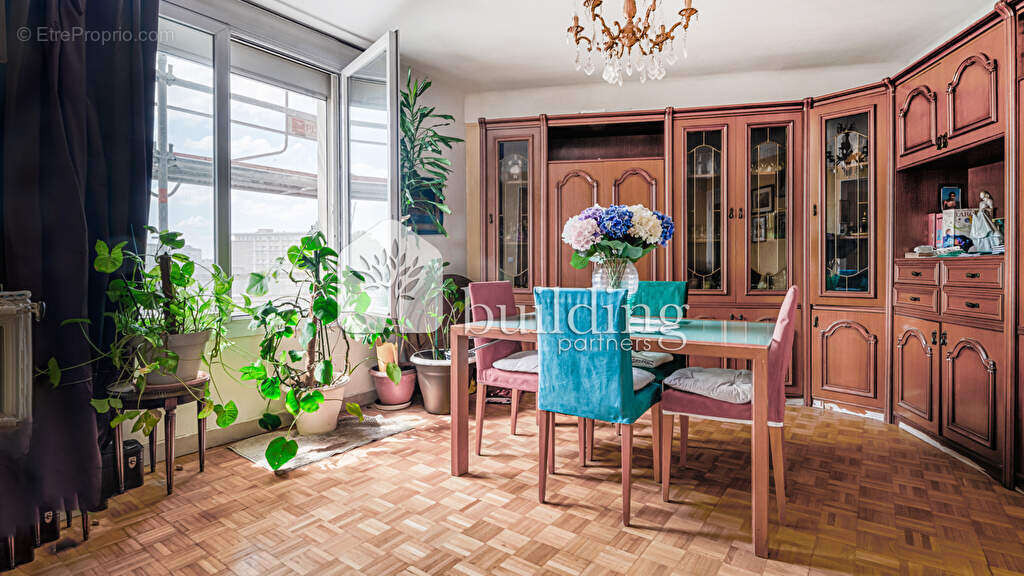 Appartement à CLICHY