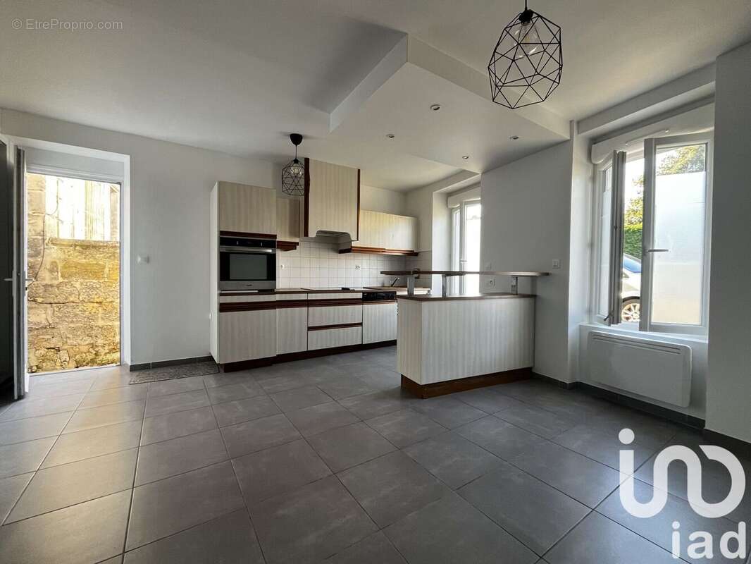 Photo 2 - Maison à CARBON-BLANC