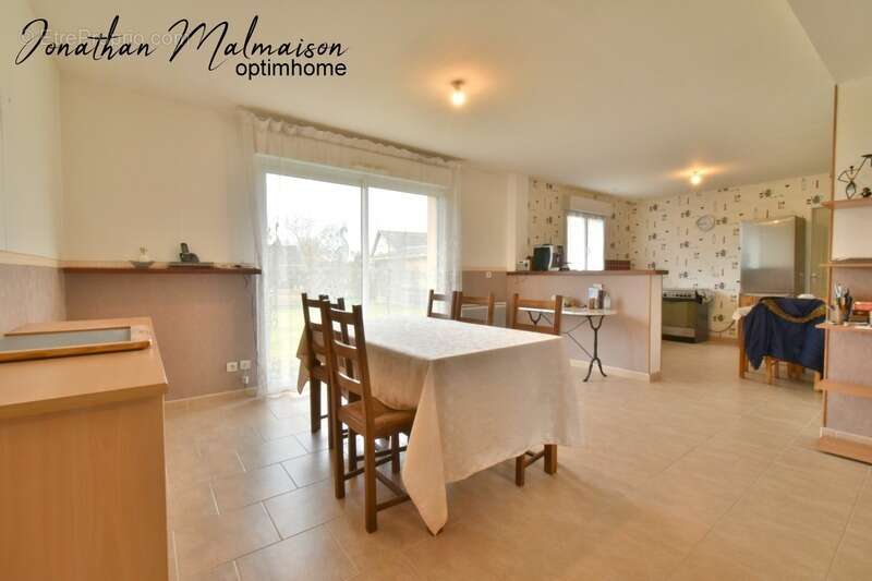 Maison à CONCHES-EN-OUCHE