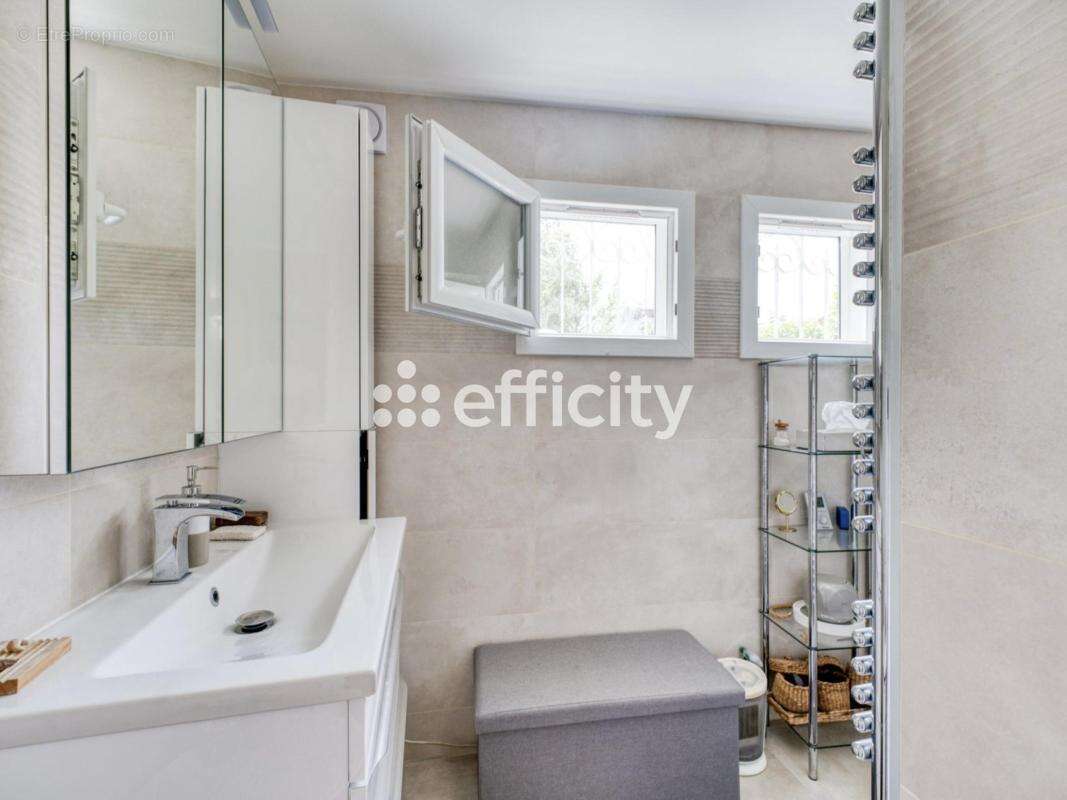 Maison à SAINT-PALAIS-SUR-MER