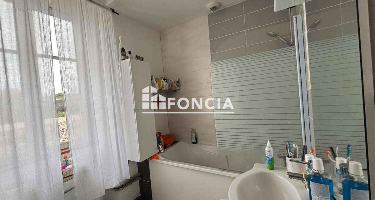 Appartement à MONTBOUCHER-SUR-JABRON