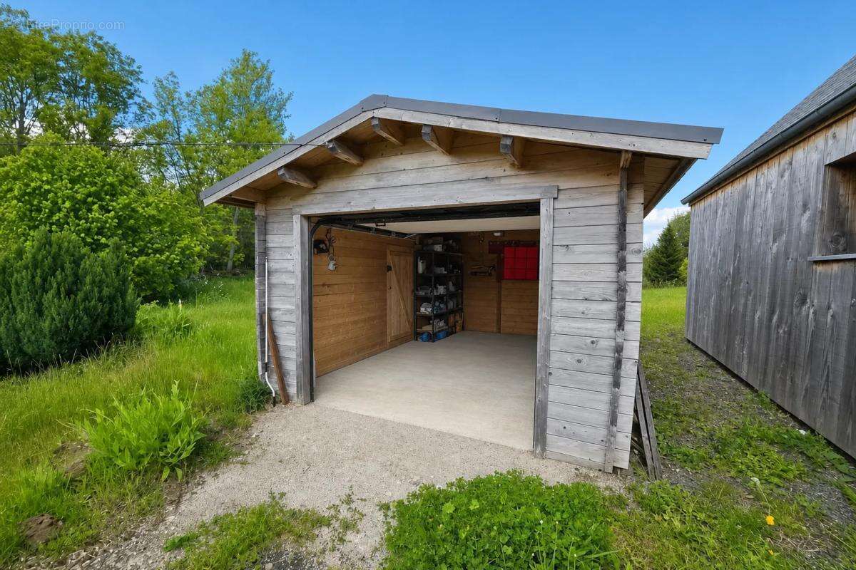 Maison 5 pièces avec jardin à Besse-et-Saint-Anastaise - photo 10