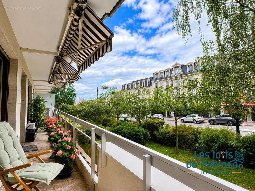 Appartement à LE PLESSIS-ROBINSON