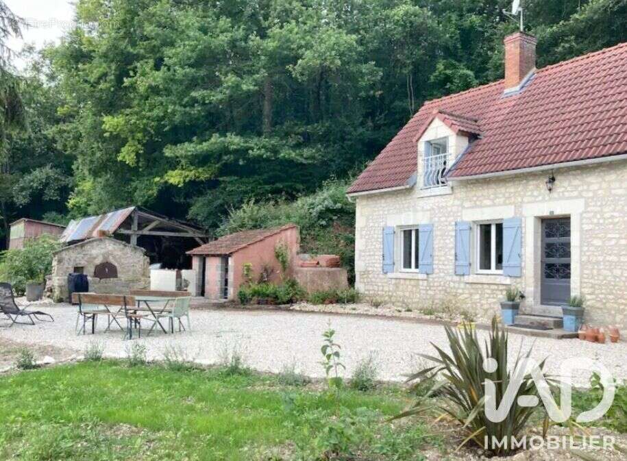 Maison 72 m² à Villentrois  - photo 2