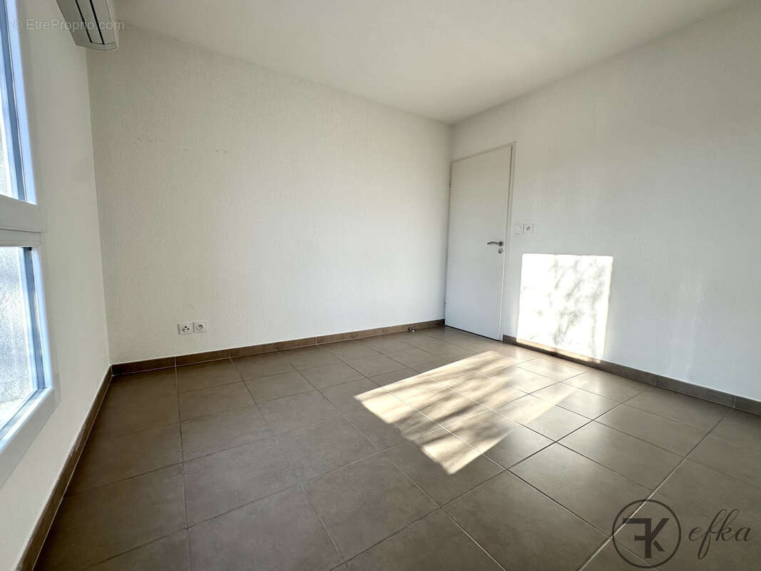 Appartement à CASTELNAU-LE-LEZ