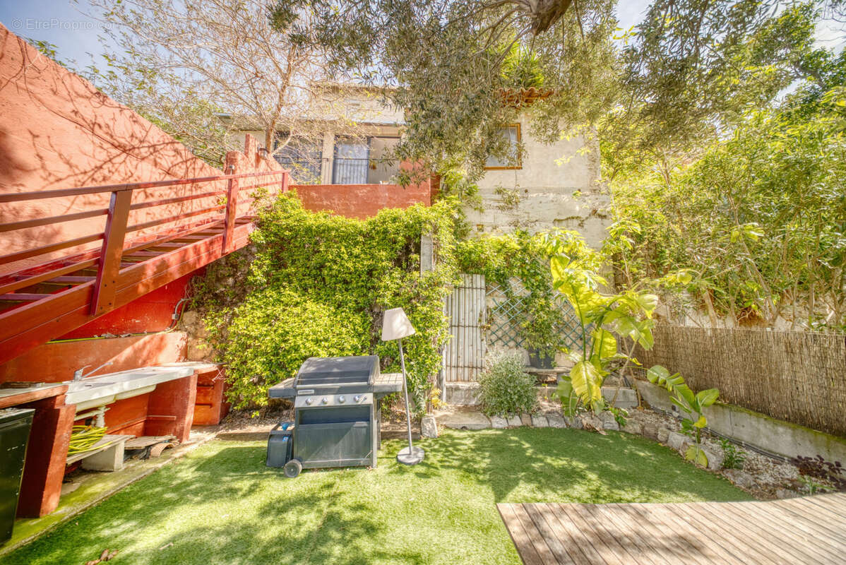 Appartement à MARSEILLE-14E