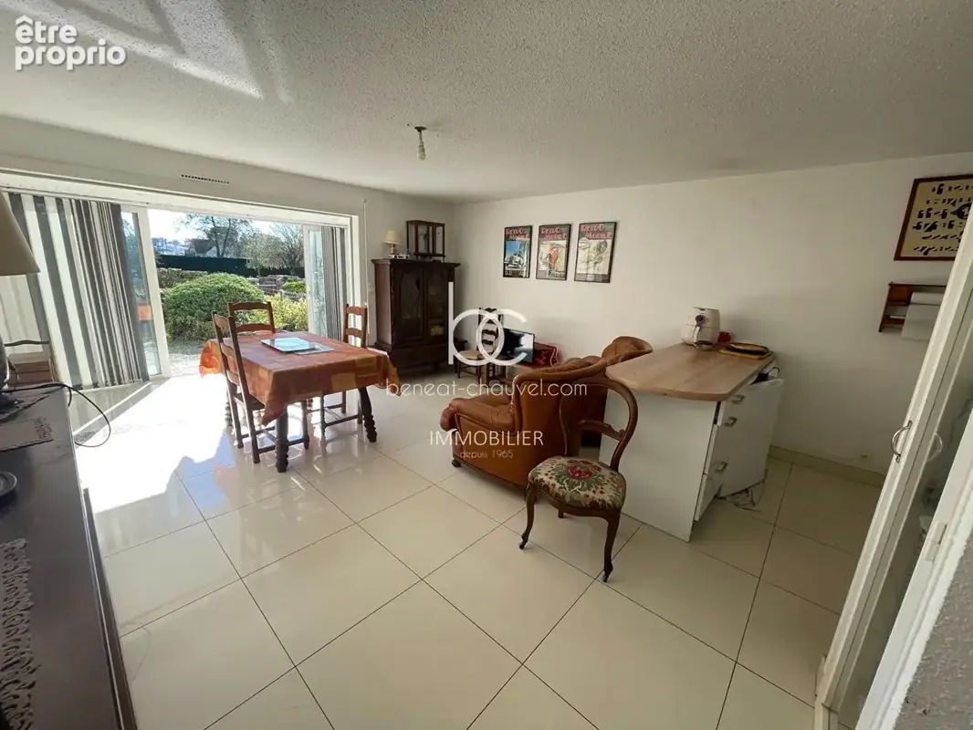 ARZON BOURG - Appartement 3 pièces 56 m² avec terrasse et jardin privatif ! - photo 2
