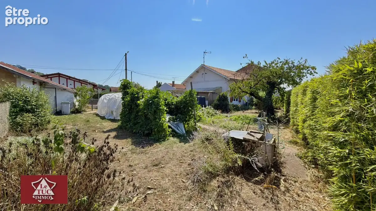 Maison rénovée avec jardin et garage - photo 3