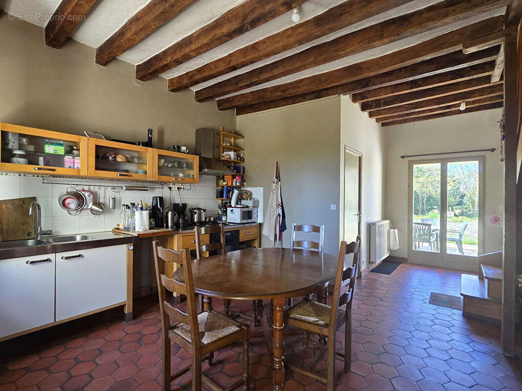 Maison à ETIVAL-LES-LE-MANS