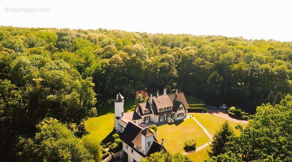 Maison à MONTMORENCY