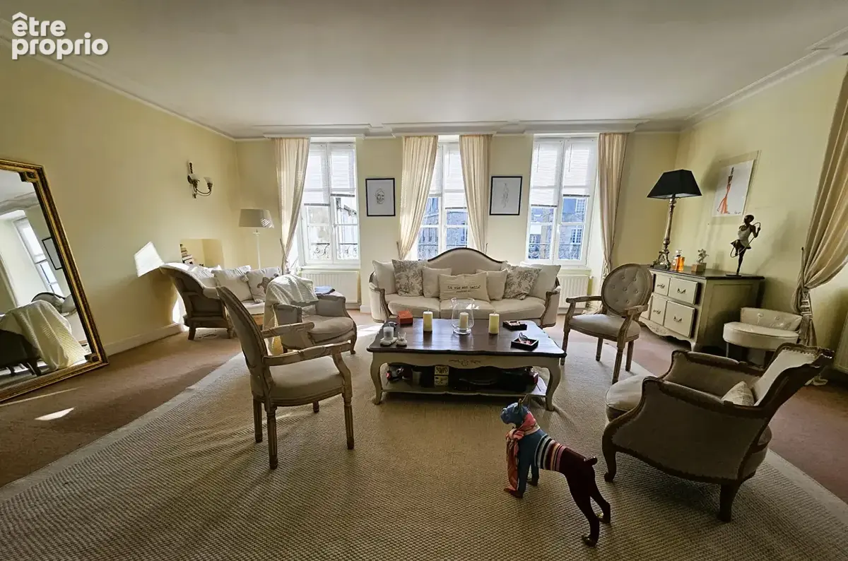 Duplex de charme au coeur du centre historique de Dinan, 4 chbres et 2 salons ! - photo 2