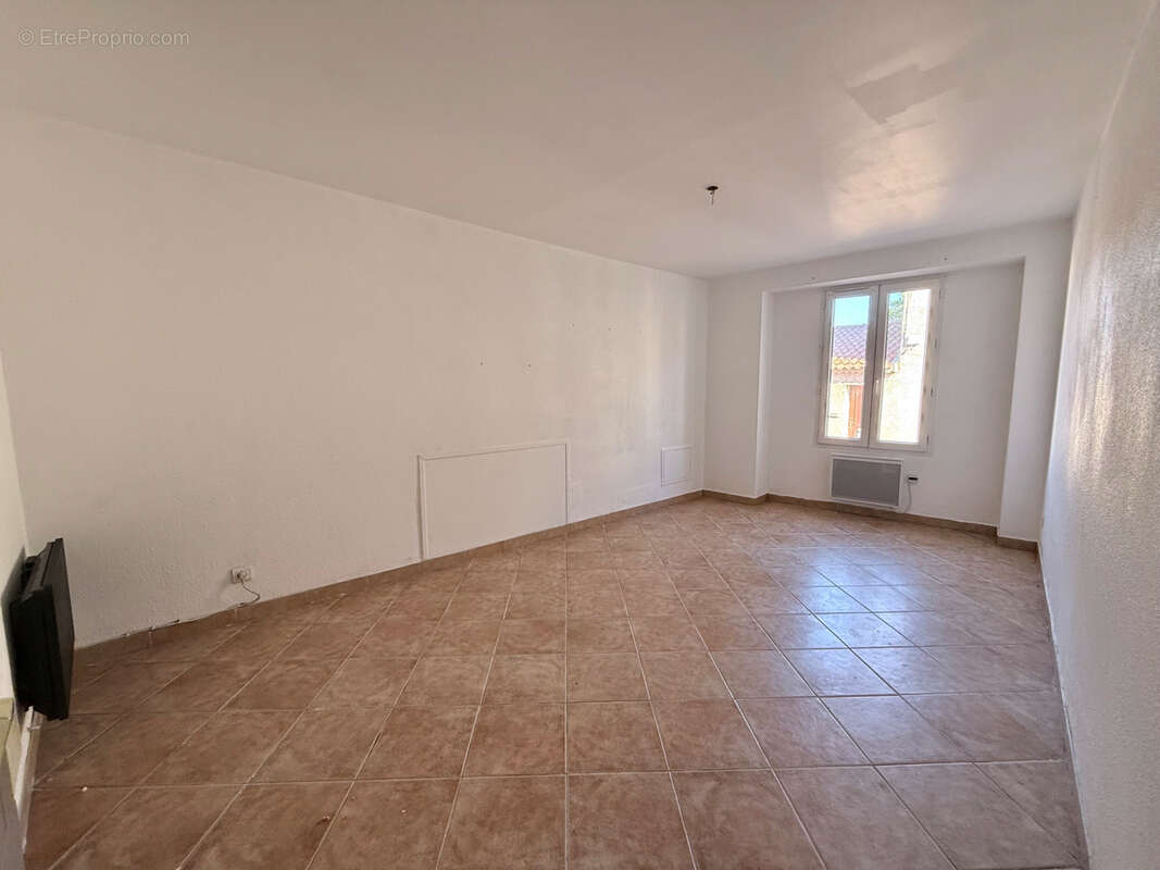 Appartement à LE ROVE