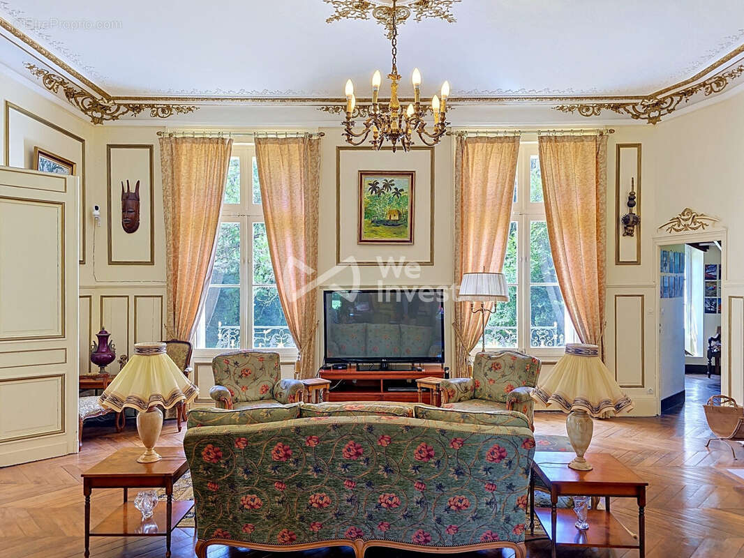 Autre à TOURS