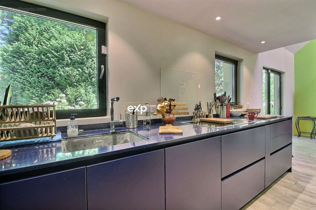 Maison 220 m² à Saint-Ours  - photo 9