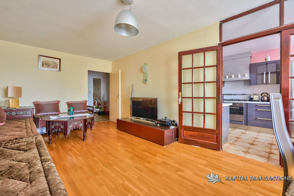 Appartement à LYON-8E