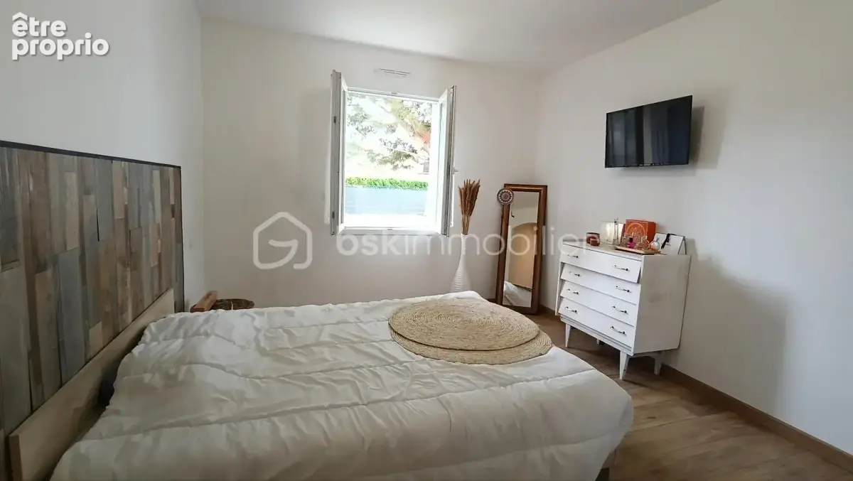 Maison de plain-pied - année 2012 – 150 m² habitables – 4 chambres - photo 7