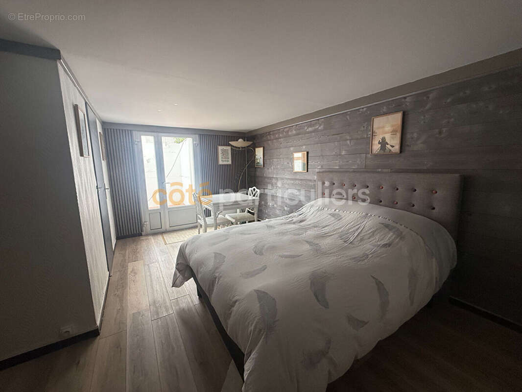 Maison de 158m²  au centre de La Grière - photo 7
