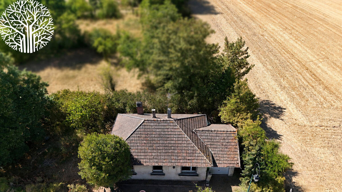 Maison d'habitation a renover - photo 1