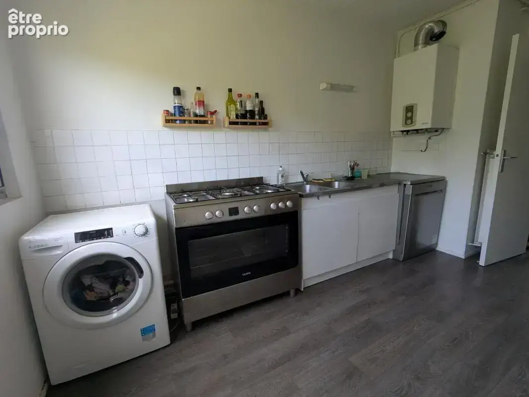 T4 avec balcon et 2 places de parking - photo 10