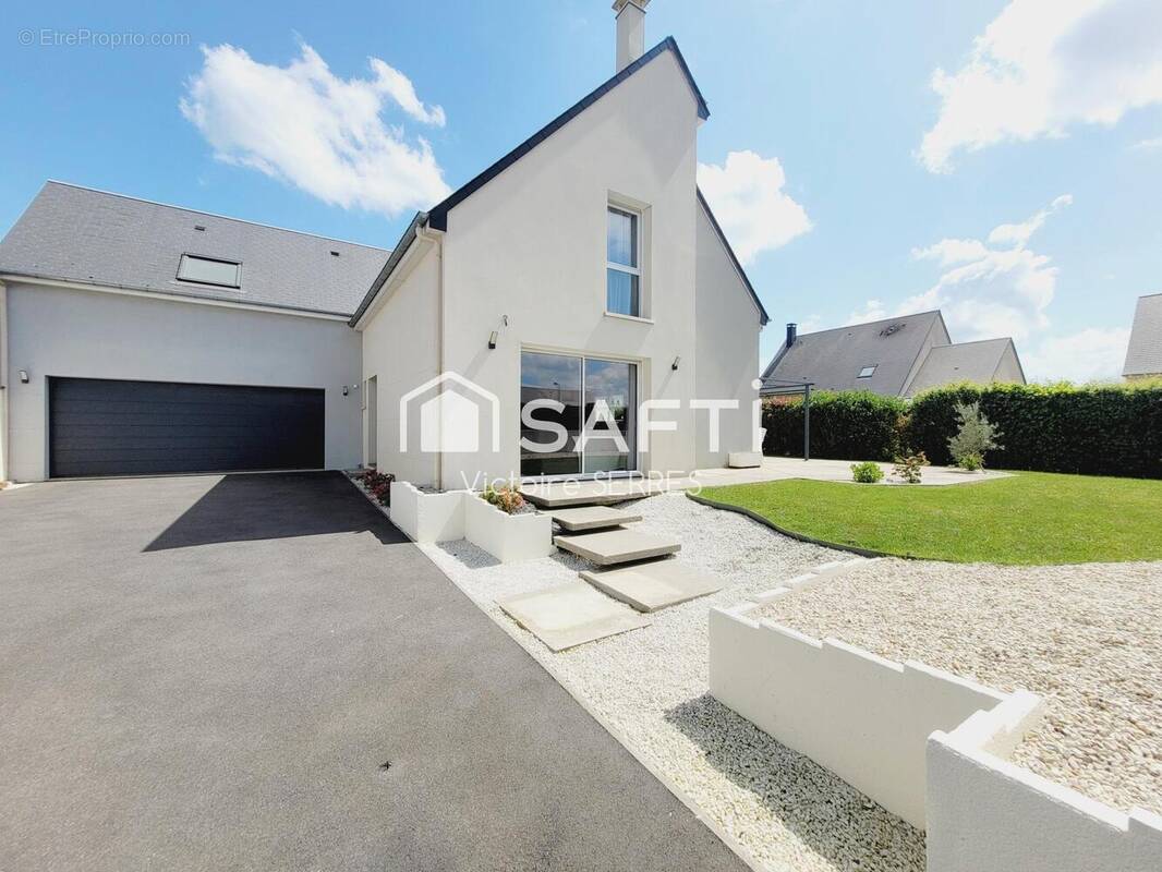 Photo 1 - Maison à LAIZE-LA-VILLE