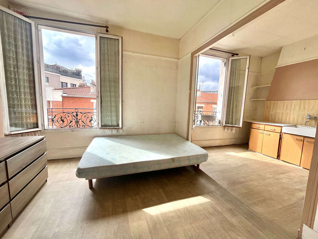 Appartement à PARIS-18E