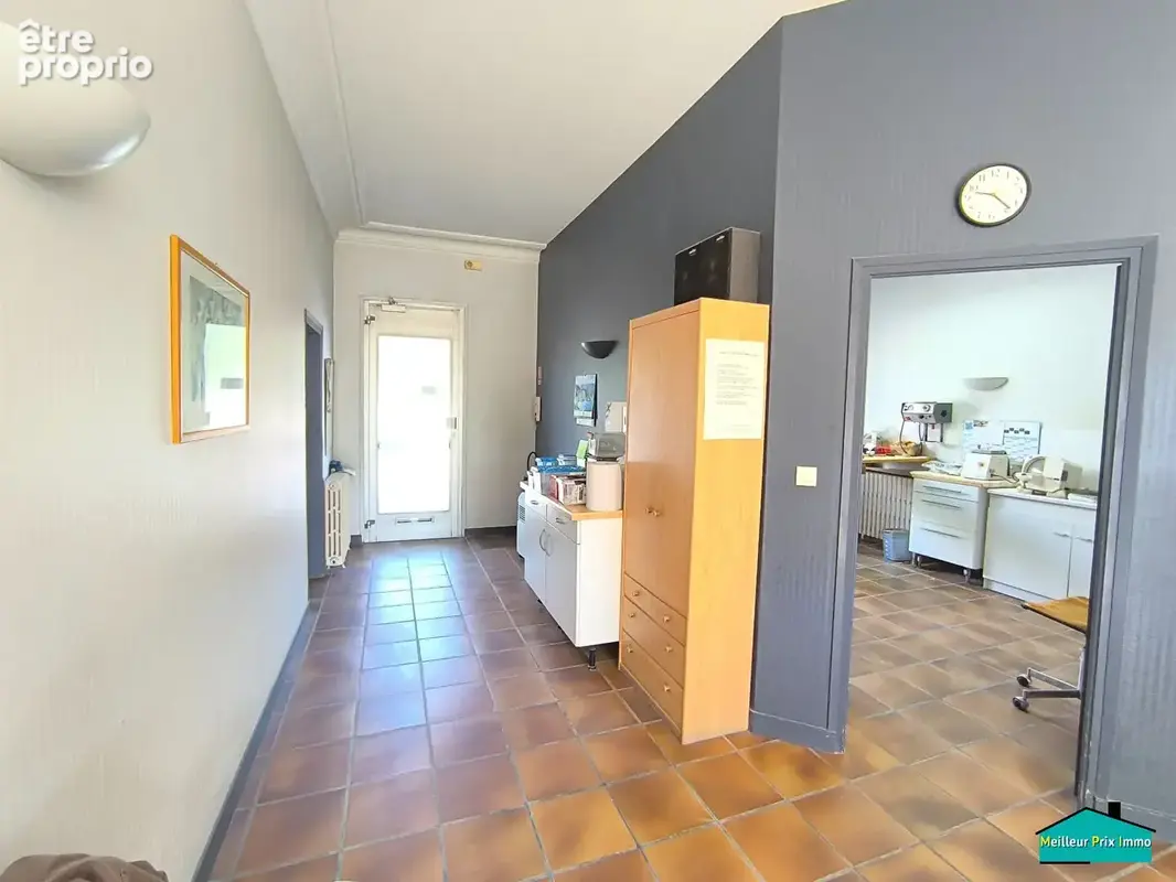 Local professionnel / habitation centre ville - photo 3