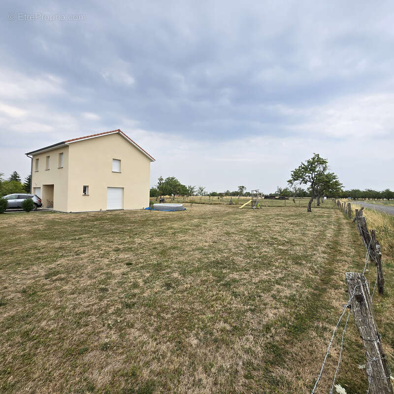 PAVILLON de 2022 RT2012 sur 3590 m2 de terrain plat ! - photo 14