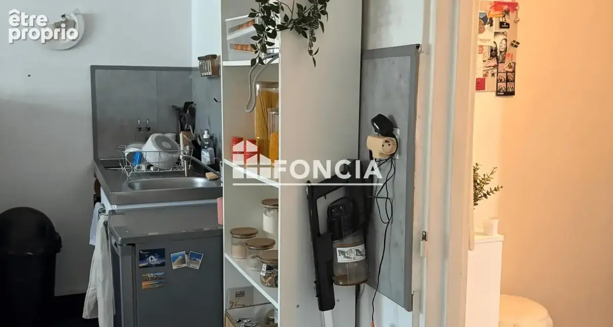 Appartement T2 avec balcon louer avec parking et cave au pied du Tram - photo 7
